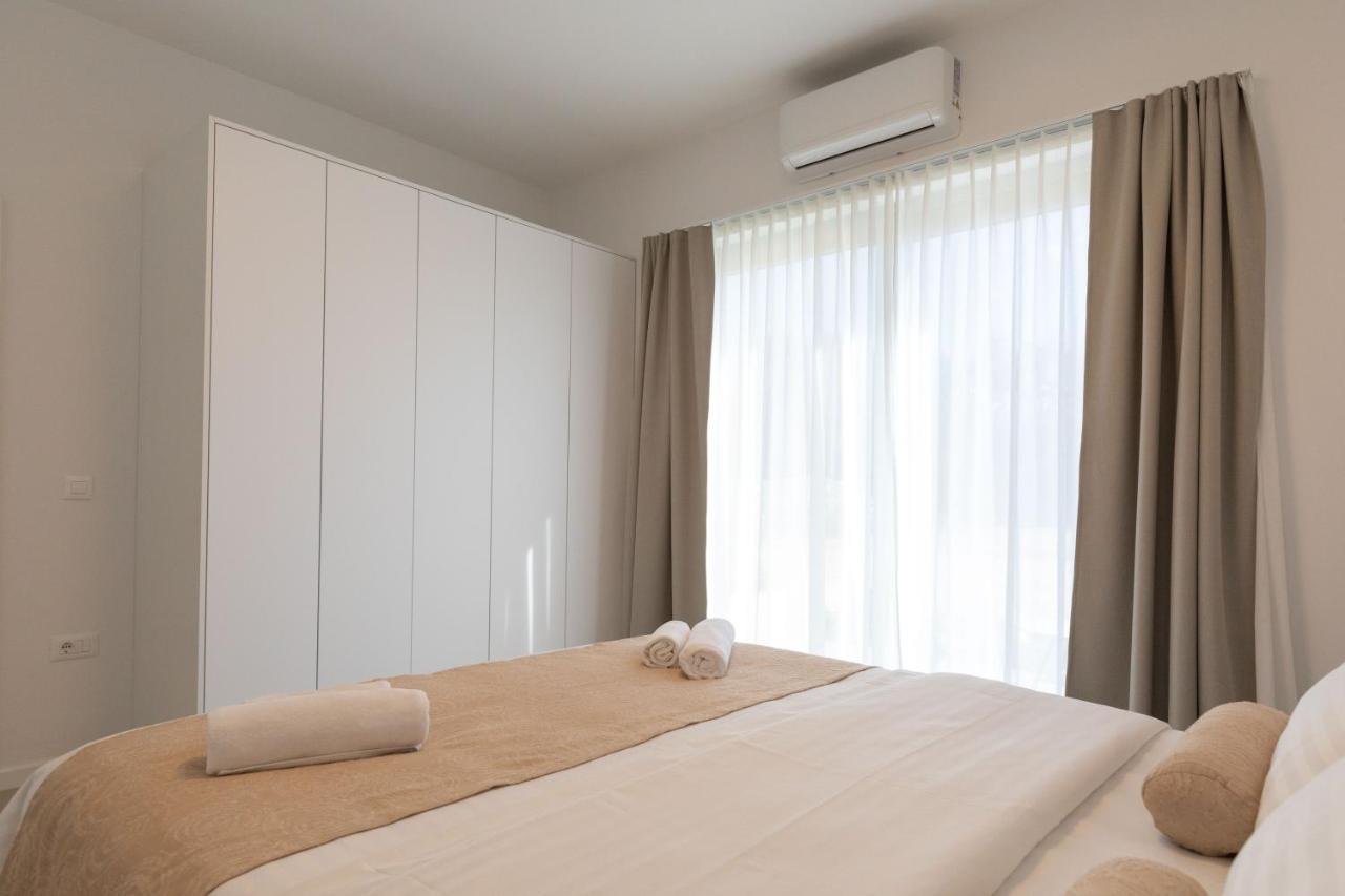 הוילה Škrip Luxury House Natanel מראה חיצוני תמונה